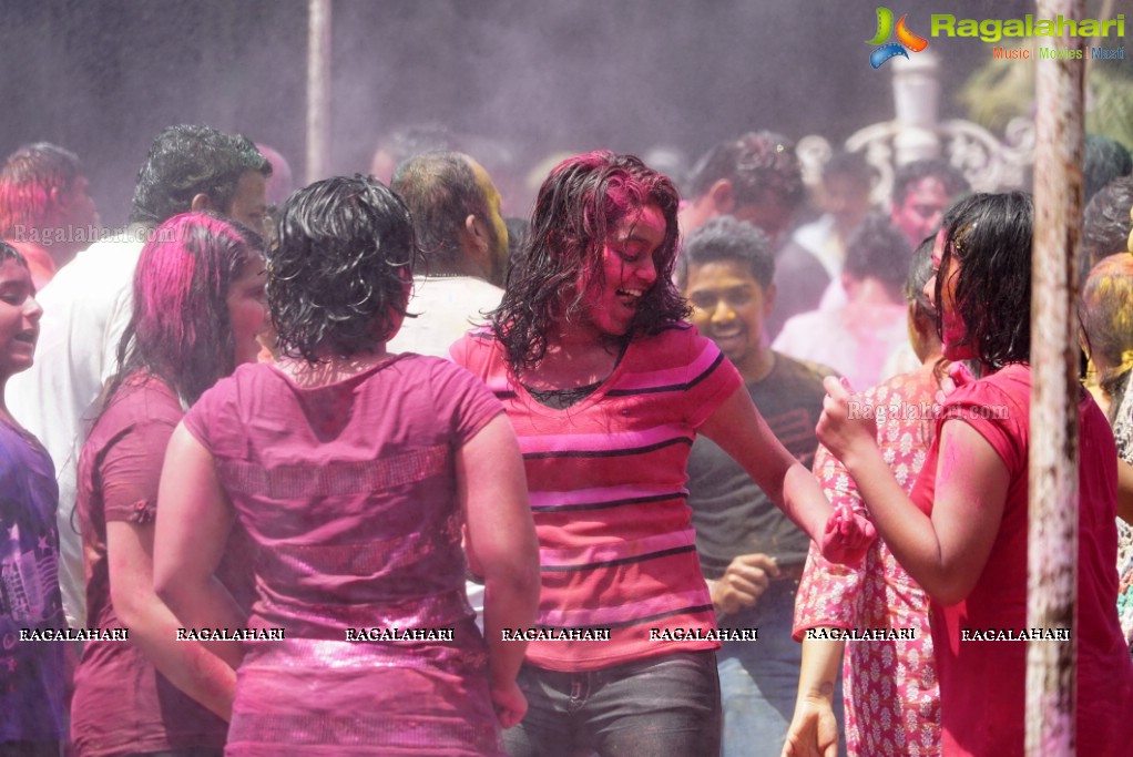 Grand Holi Celebrations 2016 by Utsav Colours Media in Hyderabad