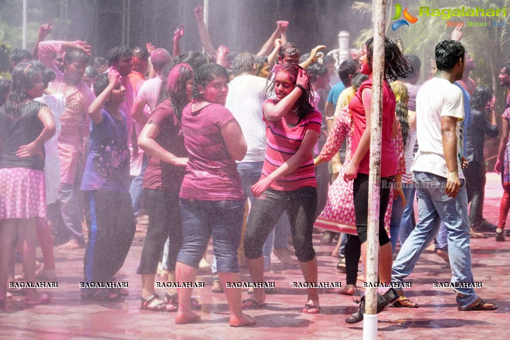 Grand Holi Celebrations 2016 by Utsav Colours Media in Hyderabad