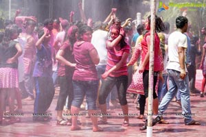 Hyderabad Holi Celebrations 2016