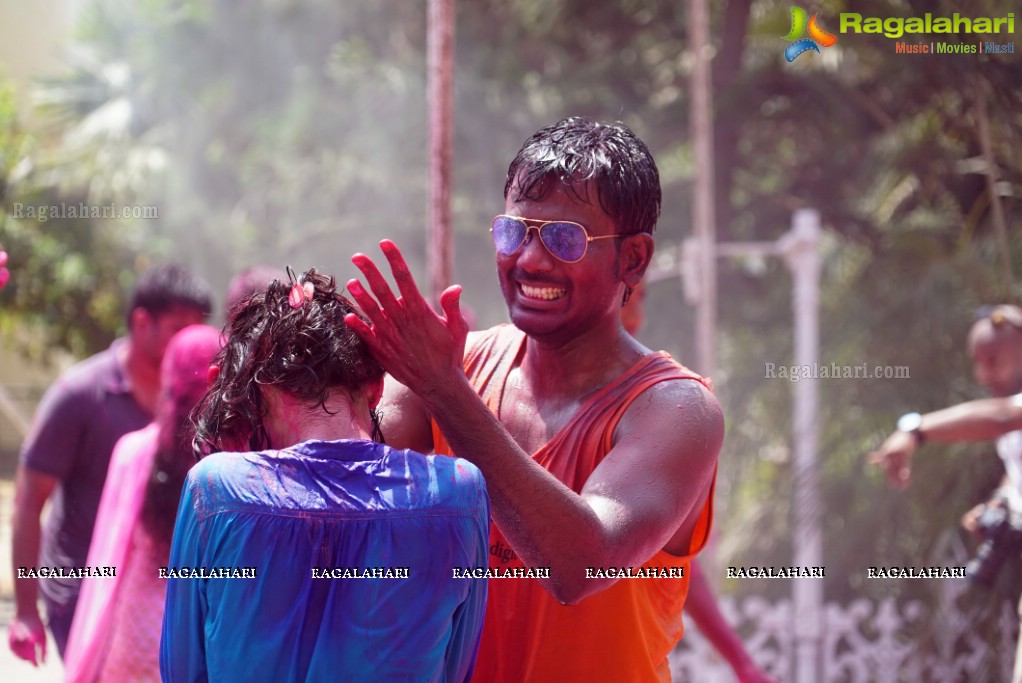 Grand Holi Celebrations 2016 by Utsav Colours Media in Hyderabad