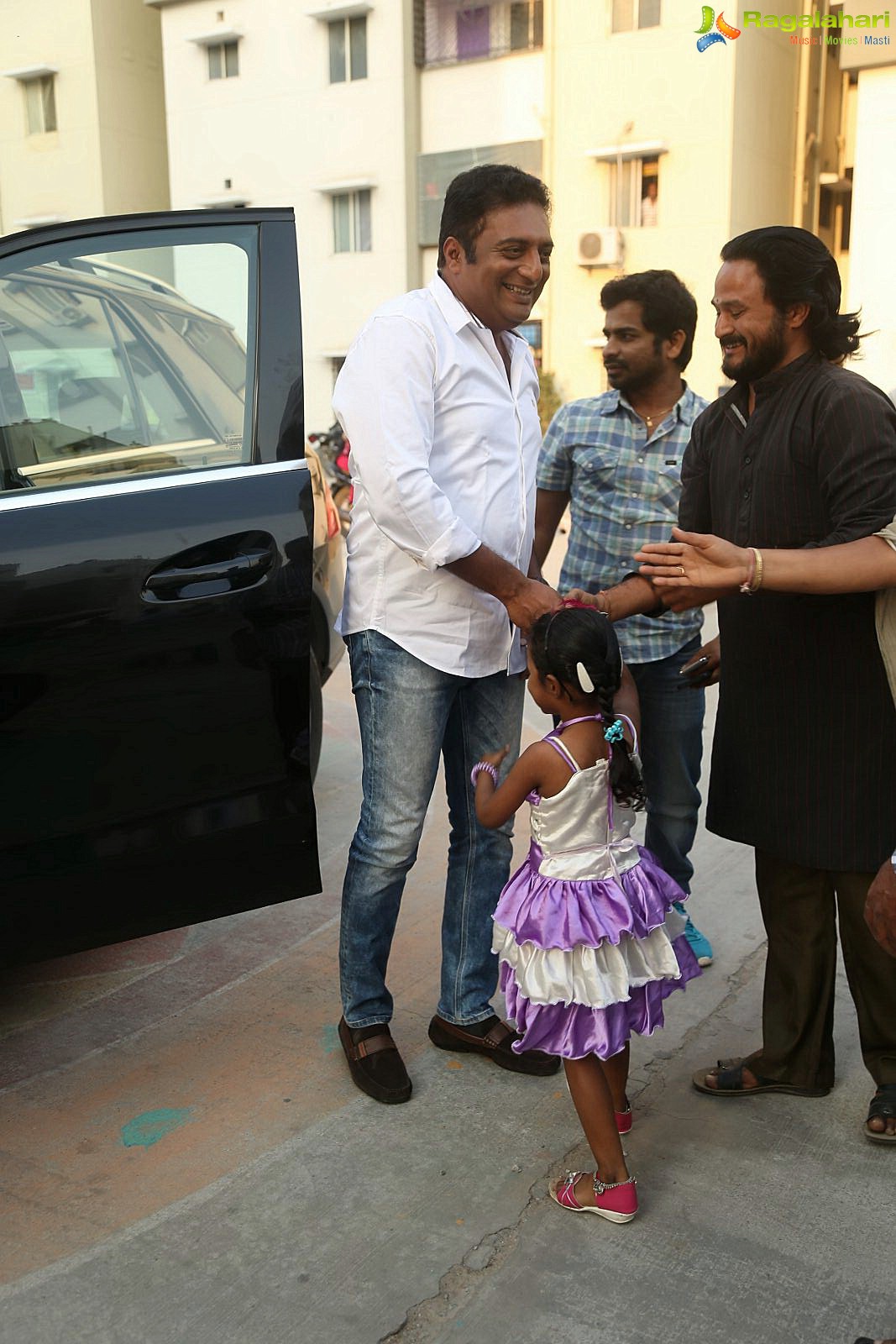 Prakash Raj's Veg Mantra Launch in Hyderabad