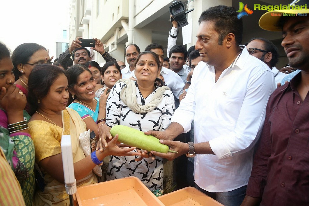 Prakash Raj's Veg Mantra Launch in Hyderabad