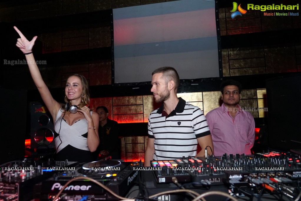 Saturday Night with DJ Arina and DJ Yudi at Playboy Club