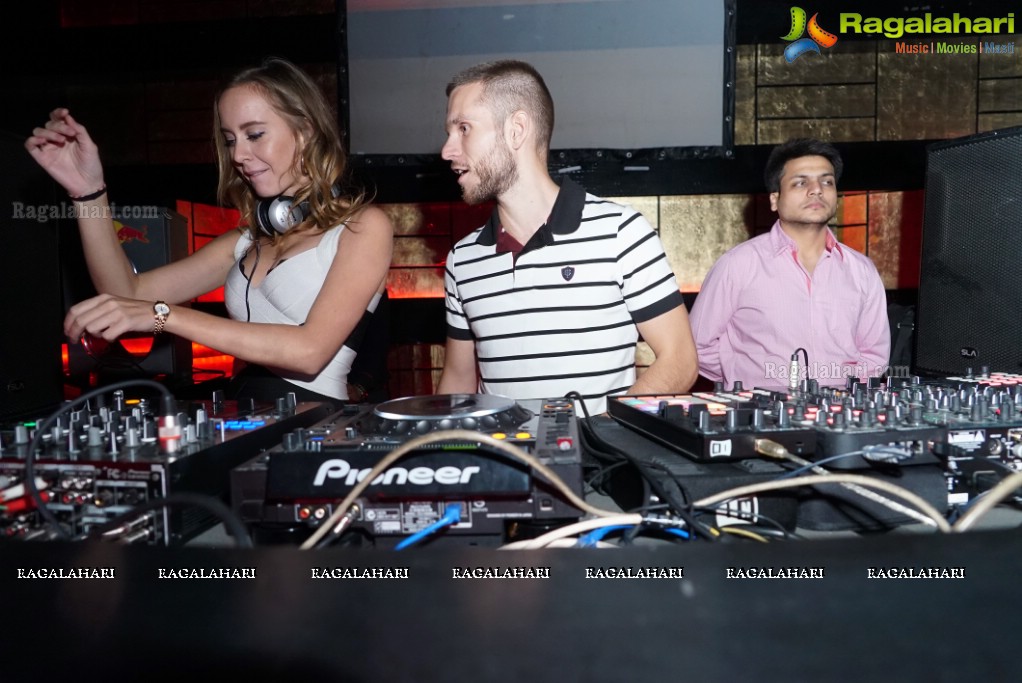 Saturday Night with DJ Arina and DJ Yudi at Playboy Club