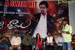 Aakatayi Sucess Meet Photos