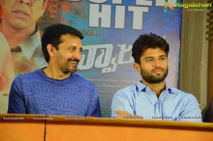 Dwaraka Success Meet