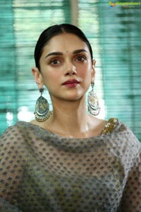 Karthi Aditi Rao Hydari Cheliyaa Press Meet