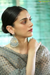 Karthi Aditi Rao Hydari Cheliyaa Press Meet