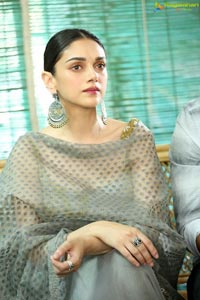 Karthi Aditi Rao Hydari Cheliyaa Press Meet