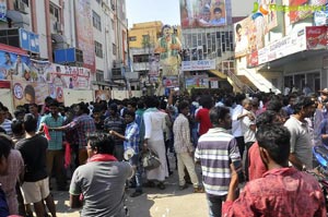 Katamarayudu Release Hungama