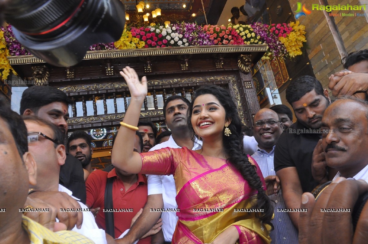 Anupama Parameswaran inaugurates VRK Silks at Ameerpet, Hyderabad