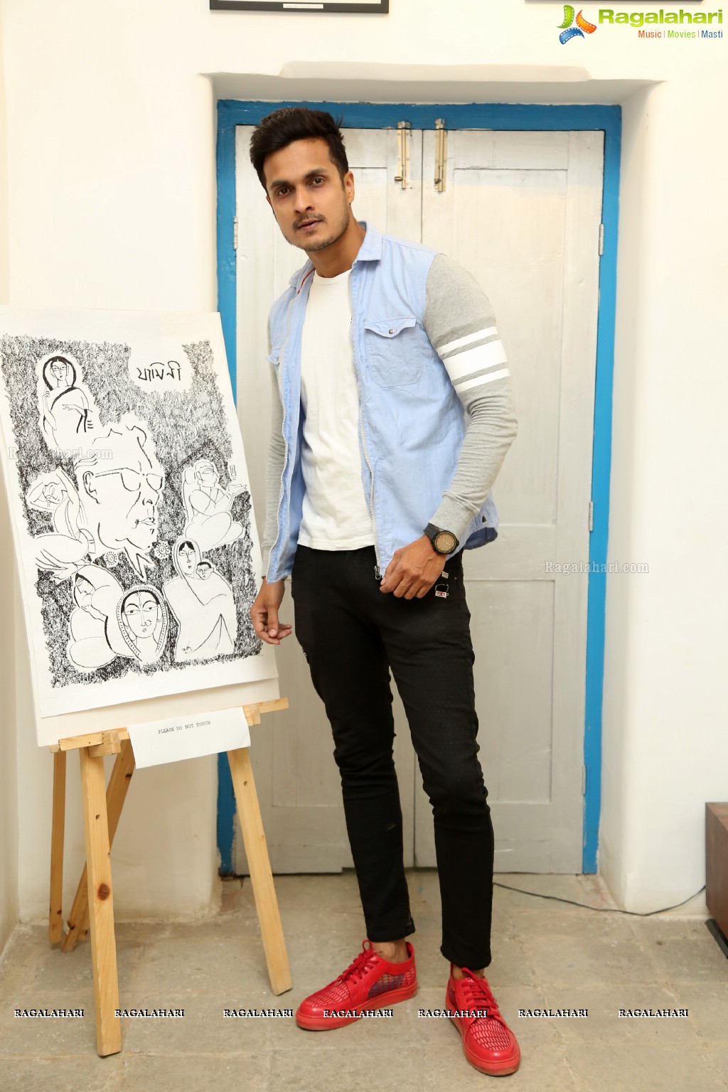 Art for Heart's Sake - Indro's Solo Art Show at Joyess Lifestyle, Road #13, Banjara Hills