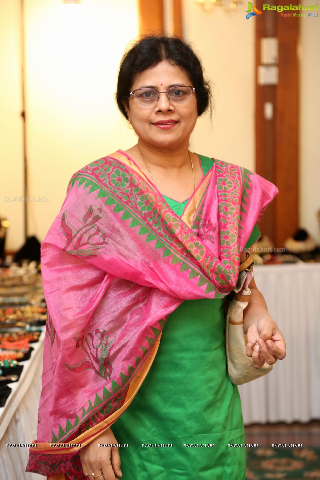 Art Karat - Navratna by Asha Kamal Modi at Taj Deccan, Hyderabad