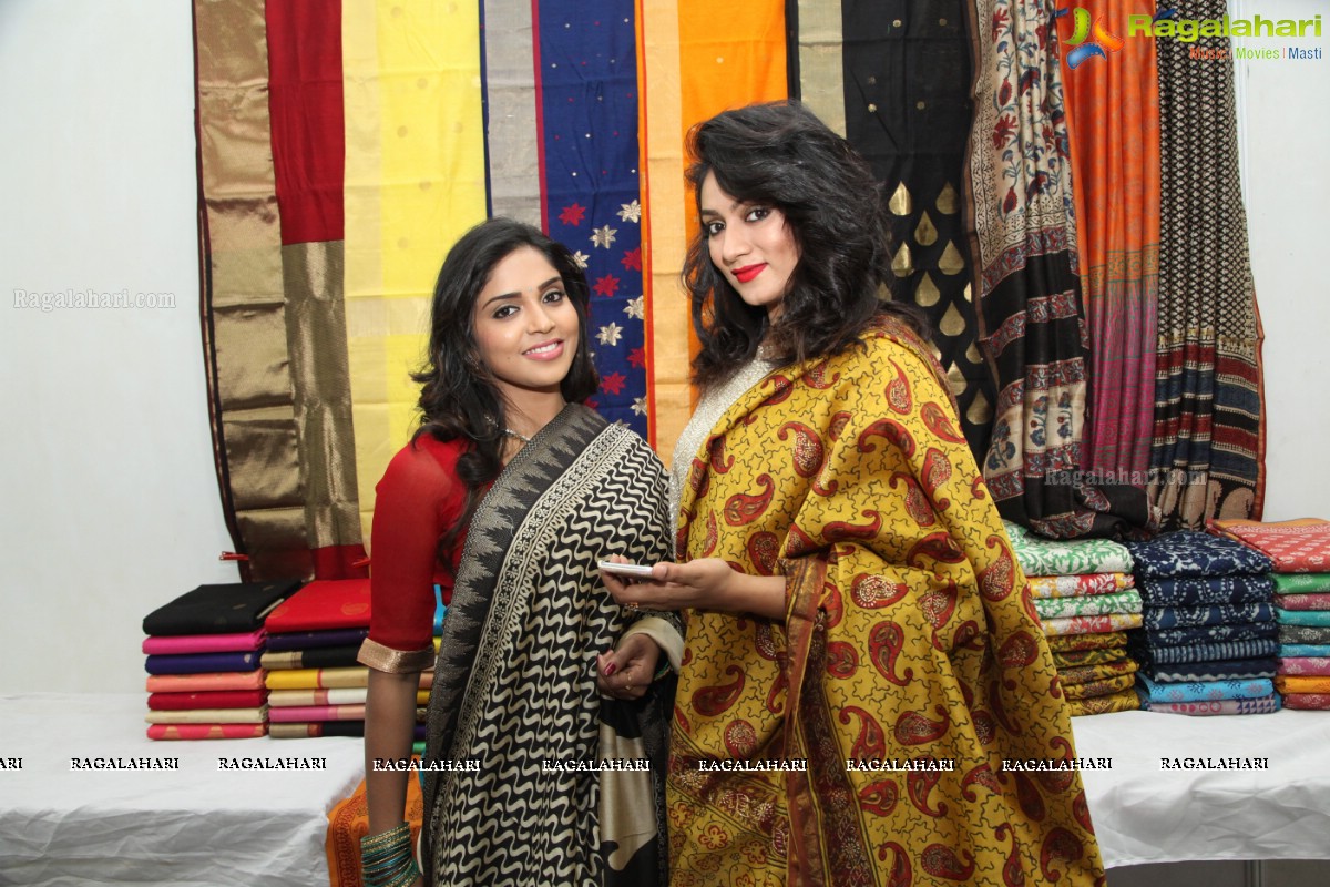 Ashmita and Karunya Chowdary launches Handloom Expo at Kalinga Cultural Trust Hall, Hyderabad