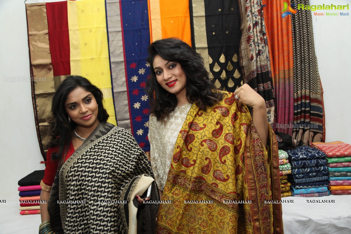 Ashmita and Karunya Chowdary launches Handloom Expo at Kalinga Cultural Trust Hall, Hyderabad