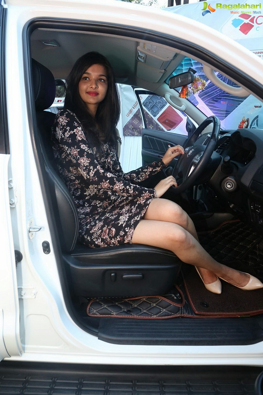 Capdase Auto Linen Launched its 7D Car Floor Mat in to TS and AP market