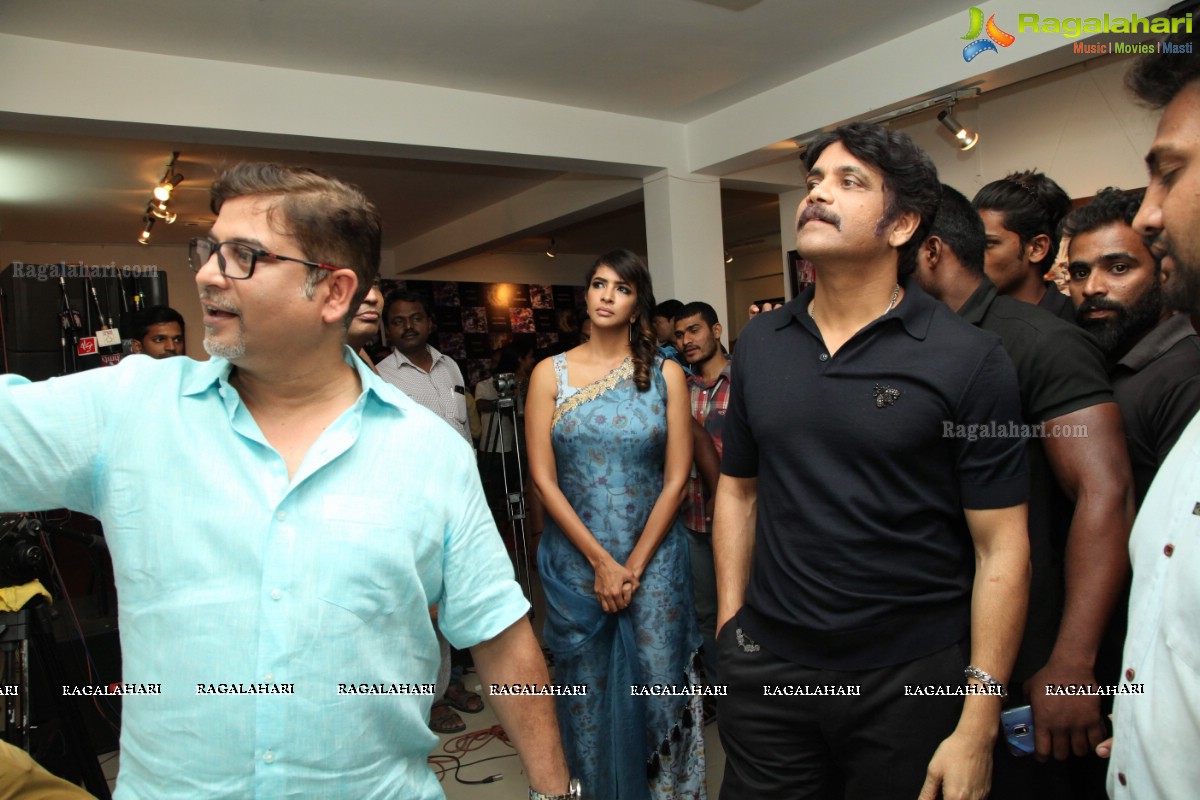 Akkineni Nagarjuna inaugurates Colossal Abstracts by Bharat Thakur at Gallery Space, Banjara Hills, Hyderabad