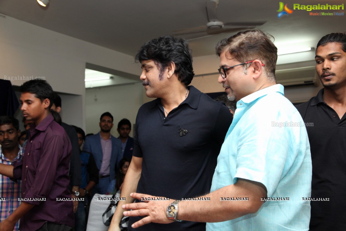 Akkineni Nagarjuna inaugurates Colossal Abstracts by Bharat Thakur at Gallery Space, Banjara Hills, Hyderabad