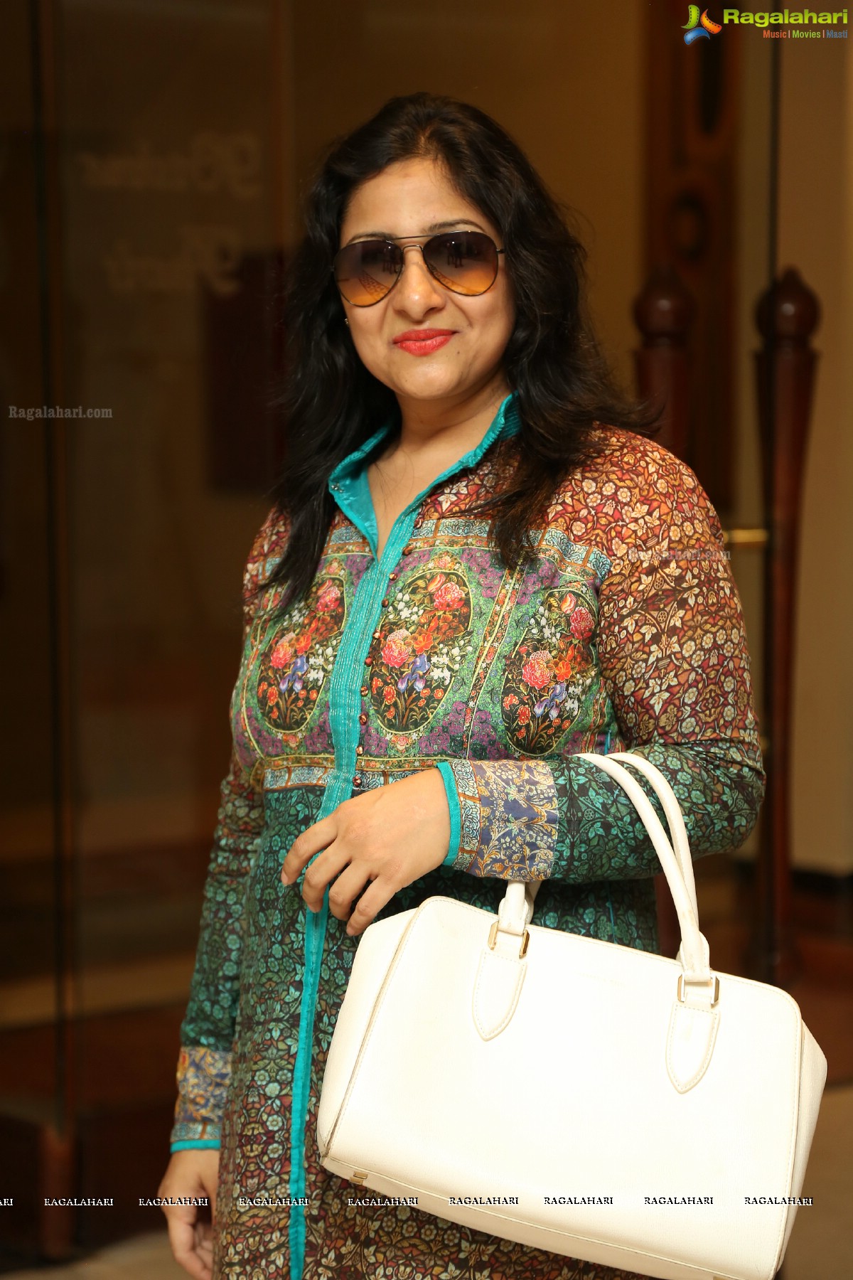 Bigg Boss Fame Marina Kuwar inaugurates D'sire Exhibition 2017 at Taj Krishna