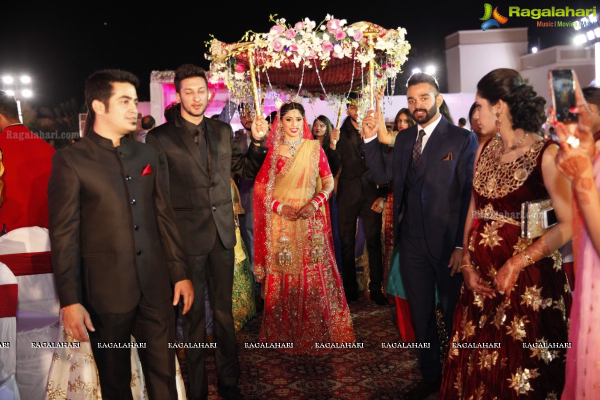 Grand Wedding Ceremony of Disha with Shubham at King's Palace, Hyderabad