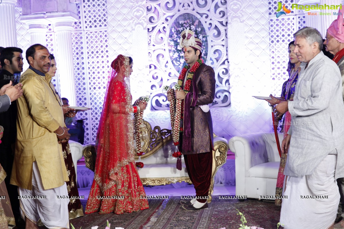 Grand Wedding Ceremony of Disha with Shubham at King's Palace, Hyderabad