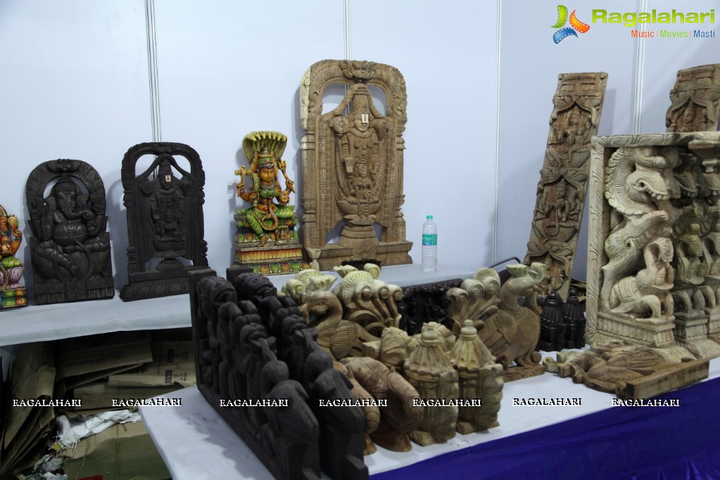 Grand Launch of Golkonda Craft Bazaar 2017 at NTR Stadium, Hyderabad