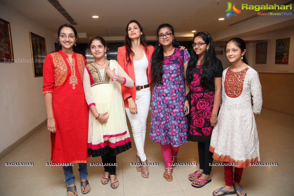 Grace Cancer Foundation Felicitation of Kids by Shilpa Reddy