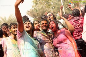 Holi 2017