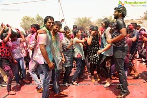 Holi 2017