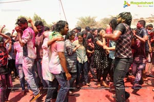 Holi 2017