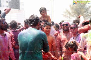 Holi 2017