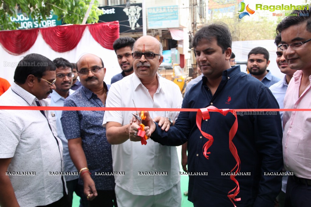 Abhishek Nama launches House of Dosas at Kavuri Hills, Hyderabad