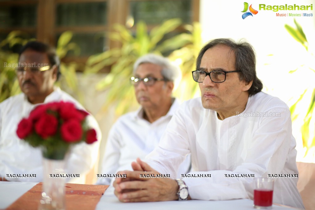 Exclusive Screening of Jagjit Singh's Film Kaagaz Ki Kashti at Maimanath Manzil, Hyderabad