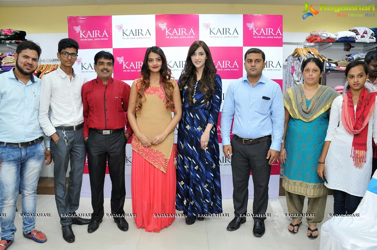 Angela Krislinzki unveils Ugadi Festive Collection at Kaira, Bangalore