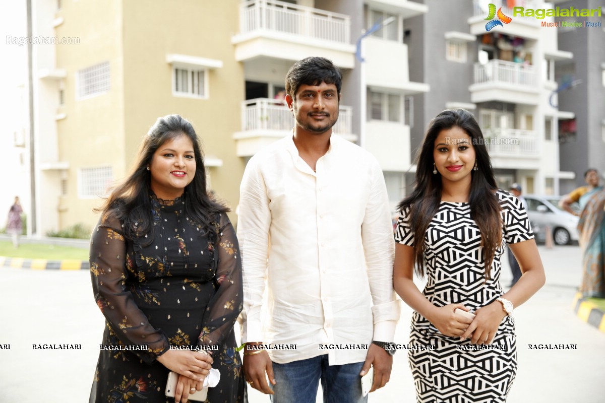 Suma Kanakala and Manali Rathod launches The Makeover Studio at Bhavyas Tulasi Vanam, Kukatpally, Hyderabad