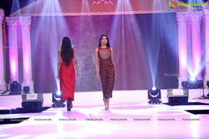 Mamatha Tulluri Handloom Fashion Show