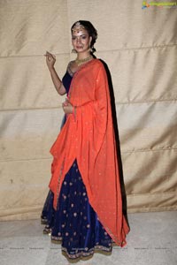 Mamatha Tulluri Handloom Fashion Show