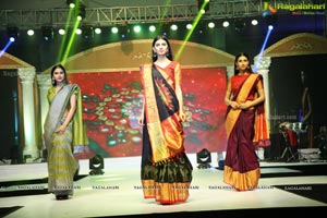 Mamatha Tulluri Handloom Fashion Show