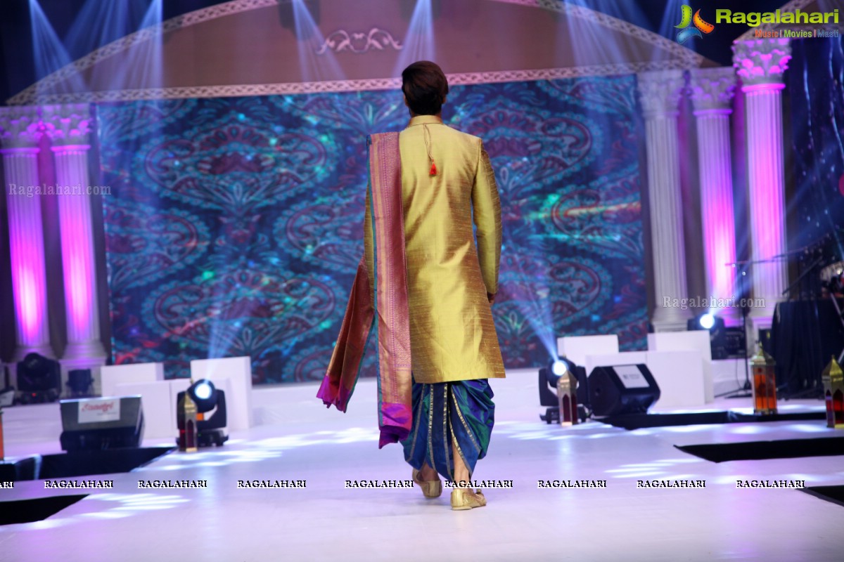 Mamatha Tulluri Handloom Fashion Show at The Cybercity Conventions