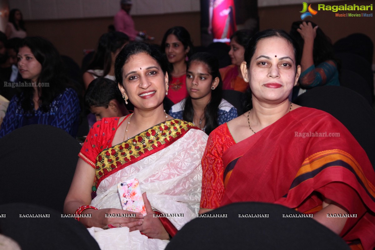 Mamatha Tulluri Handloom Fashion Show at The Cybercity Conventions