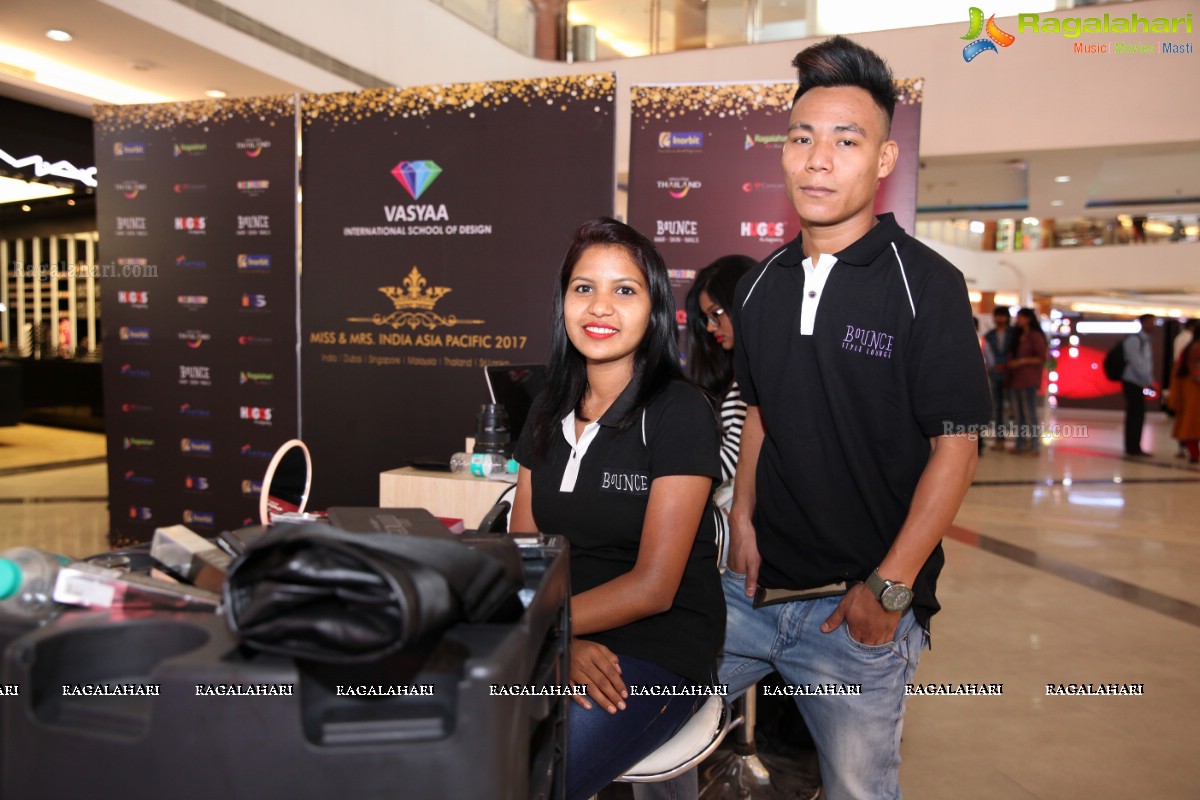 Miss and Mrs. India Asia Pacific 2017 Registrations at Inorbit Mall (Day 1)