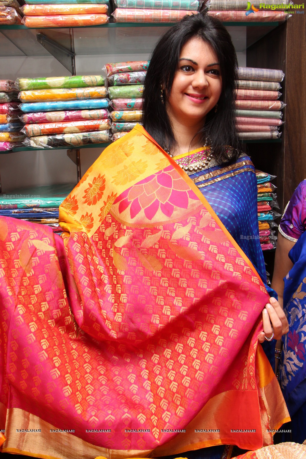 Kamna Jethmalani inaugurates Nakshatra Fashion Stores at Habsiguda, Hyderabad