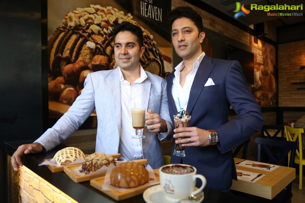 Grand Launch of Pappa Roti - The Father of All Buns at Road #1, Jubilee Hills, Hyderabad
