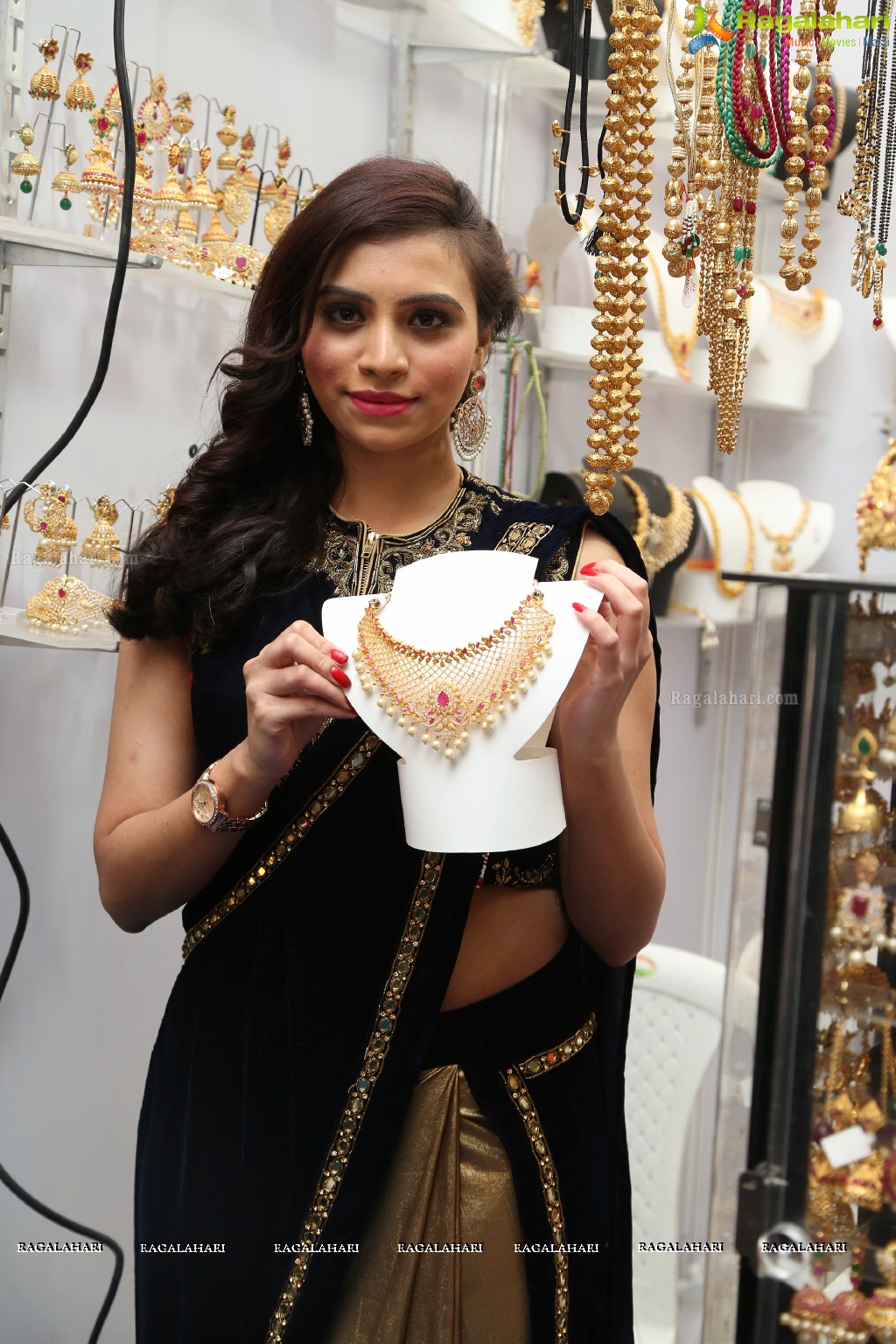 Priyanka Ramana launches We Craft Elegance Expo at Shilpa Kala Vedika, Madhapur, Hyderabad