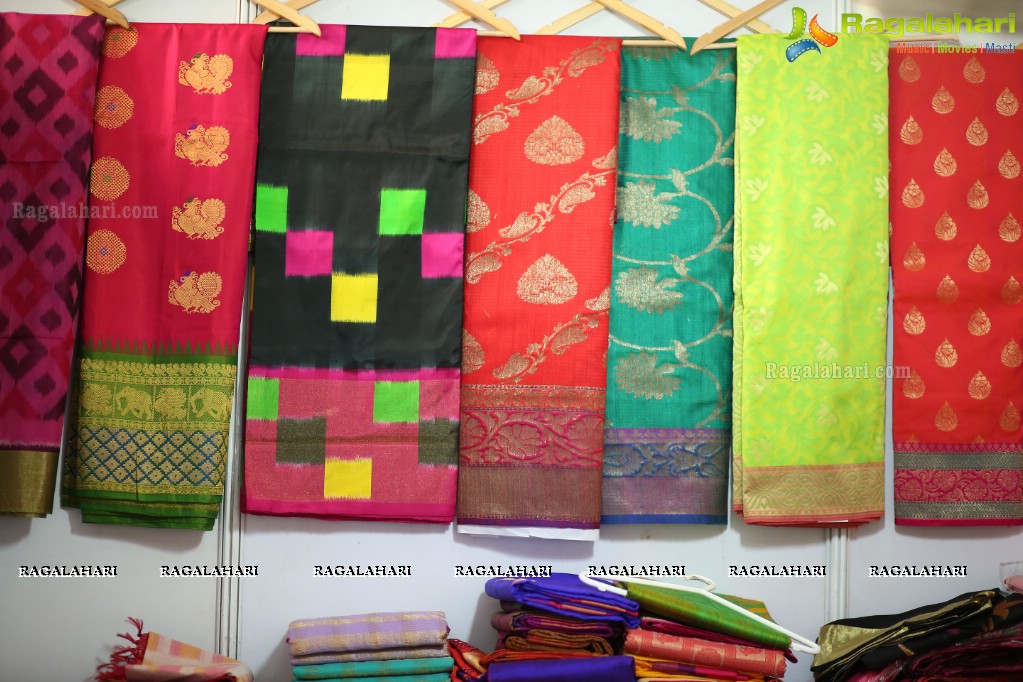 Priyanka Ramana launches We Craft Elegance Expo at Shilpa Kala Vedika, Madhapur, Hyderabad