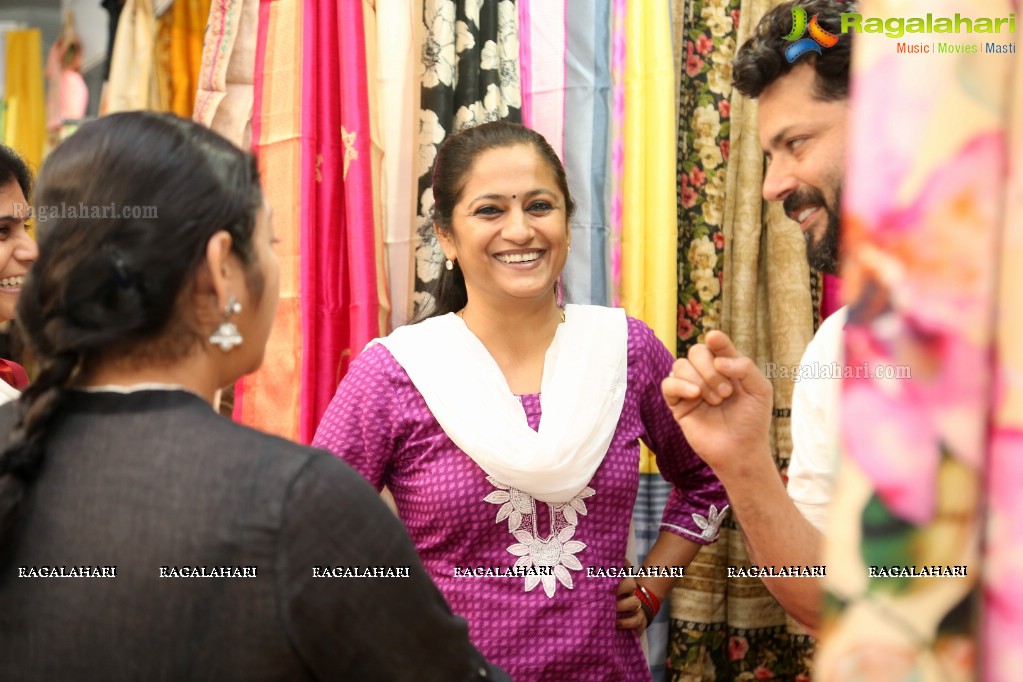 Priyanka Ramana launches We Craft Elegance Expo at Shilpa Kala Vedika, Madhapur, Hyderabad