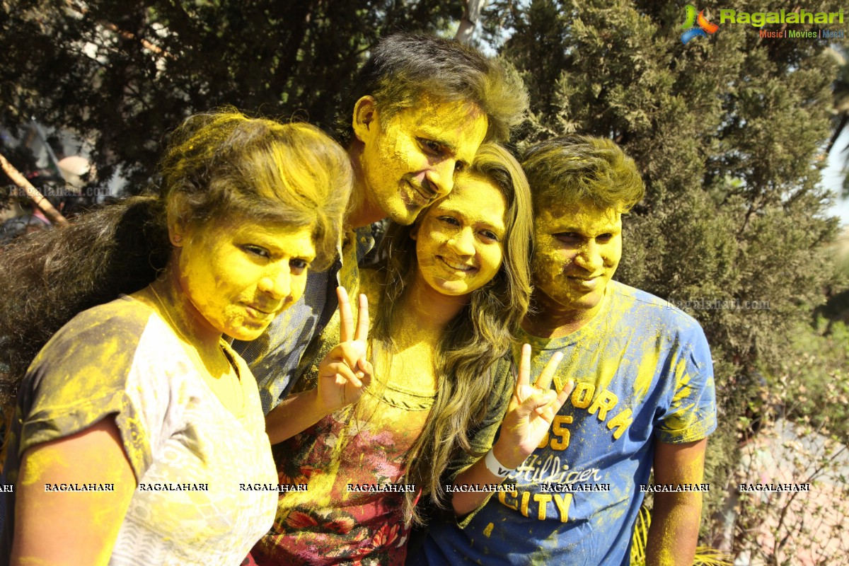 Rang Barse Holi Party at Oyster Lounge, Jubilee Hills, Hyderabad