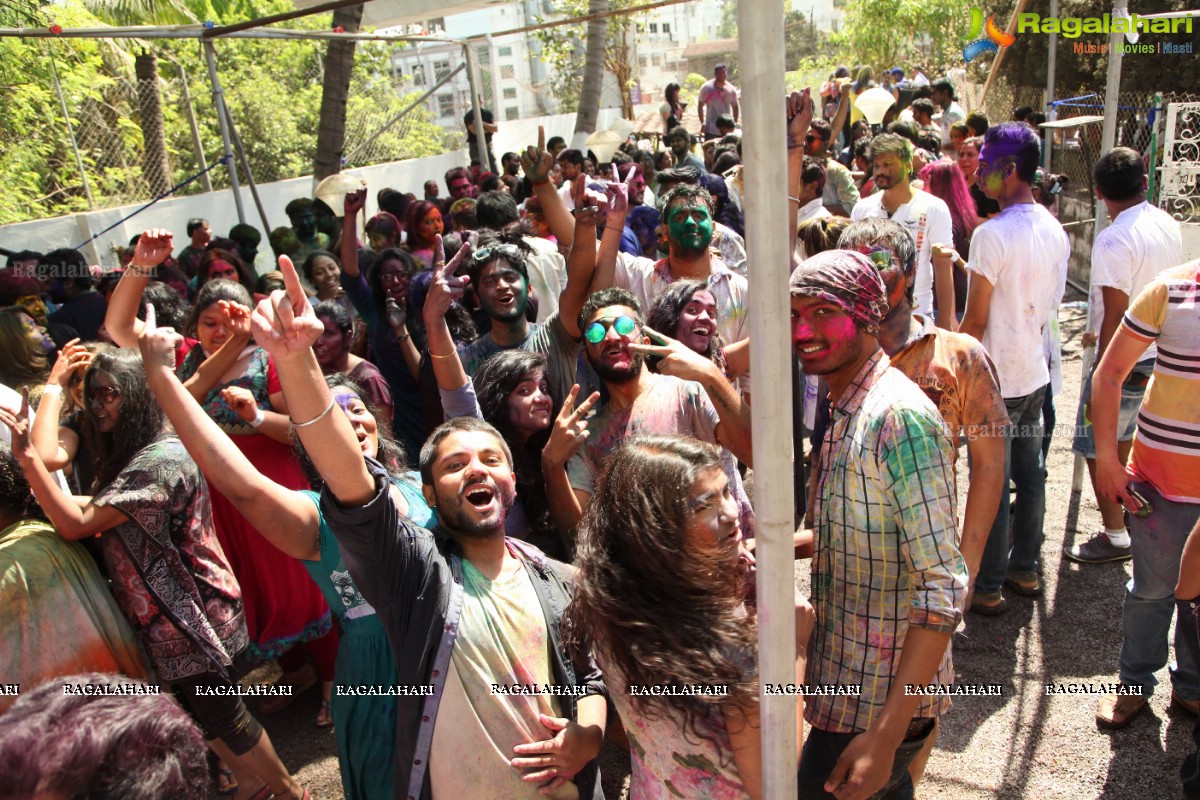 Rang Barse Holi Party at Oyster Lounge, Jubilee Hills, Hyderabad