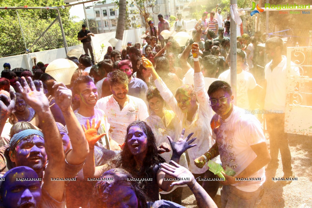 Rang Barse Holi Party at Oyster Lounge, Jubilee Hills, Hyderabad