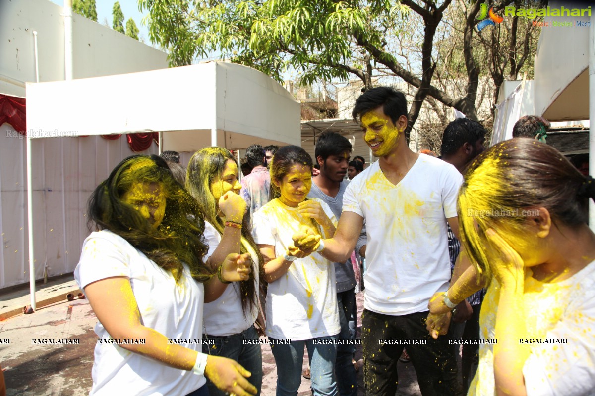 Rang Barse Holi Party at Oyster Lounge, Jubilee Hills, Hyderabad